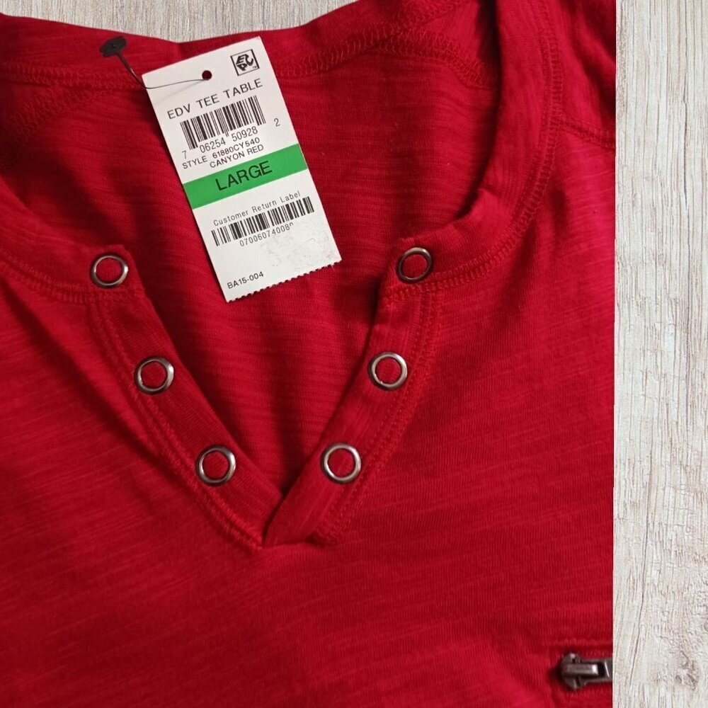 I-N-C canyon Red Men Tee With Grommet Detail & Zipper Pocket Size Large - Picture 6 of 10